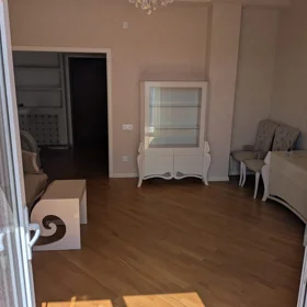 In Baku 120.0 m² apartment is for rent - Image 2