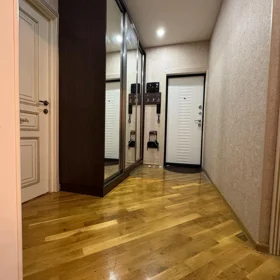 In Baku 100.0 m² apartment is for sale - Image 7