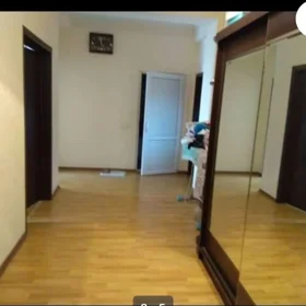 In Baku 65.0 m² apartment is for sale - Image 2