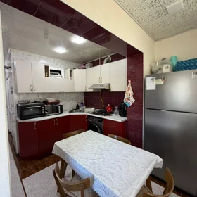 In Baku 70.0 m² apartment is for rent - Image 2