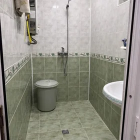 In Baku 70.0 m² apartment is for rent - Image 7