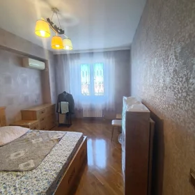 In Baku 67.0 m² apartment is for sale - Image 8