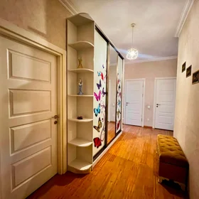 In Baku 95.0 m² apartment is for sale - Image 3