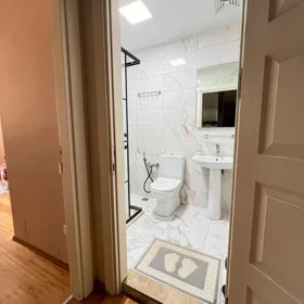 In Baku 95.0 m² apartment is for sale - Image 8
