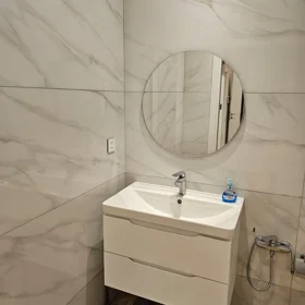 In Baku 70.0 m² apartment is for rent - Image 9