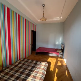In Baku 70.0 m² apartment is for rent - Image 7