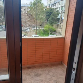 In Baku 145.0 m² apartment is for rent - Image 10