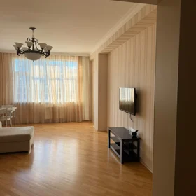 In Baku 102.0 m² apartment is for rent - Image 2
