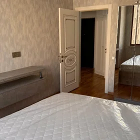 In Baku 64.0 m² apartment is for rent - Image 8