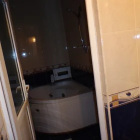 In Baku 100.0 m² apartment is for rent - Image 4