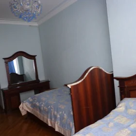 In Baku 100.0 m² apartment is for rent - Image 7