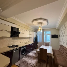 In Baku 141.0 m² apartment is for sale - Image 2