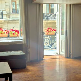 In Səbail rayonu 60.0 m² apartment is for rent - Image 5