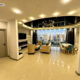 In Baku 110.0 m² apartment is for rent - Image 4