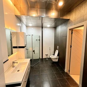 In Baku 110.0 m² apartment is for rent - Image 5