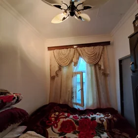 In Baku 65.0 m² house with 3.0 rooms is for sale - Image 9