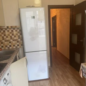 In Khirdalan 60.0 m² apartment is for rent - Image 9