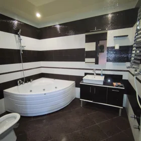 In Baku 85.0 m² apartment is for rent - Image 9