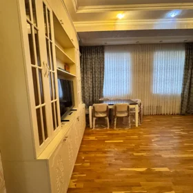 In Baku 100.0 m² apartment is for rent - Image 8