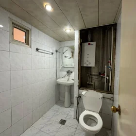 In Baku 50.0 m² apartment is for sale - Image 5
