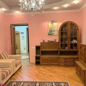 In Baku 60.0 m² apartment is for rent - Image 3