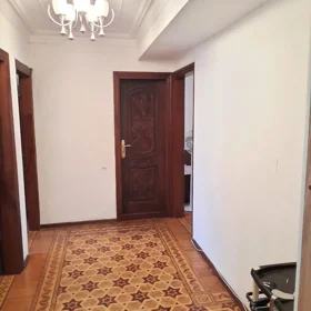 In Baku 65.0 m² apartment is for rent - Image 8