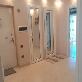 In Baku 80.0 m² apartment is for rent - Image 3