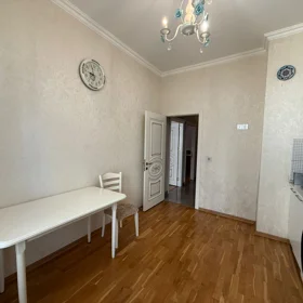 In Baku 70.0 m² apartment is for rent - Image 9