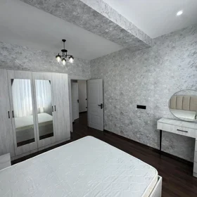 In Baku 110.0 m² apartment is for rent - Image 2