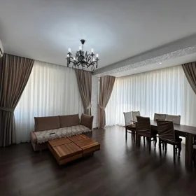 In Baku 110.0 m² apartment is for rent - Image 4