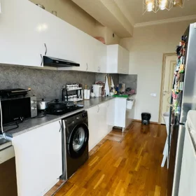 In Baku 105.0 m² apartment is for sale - Image 7