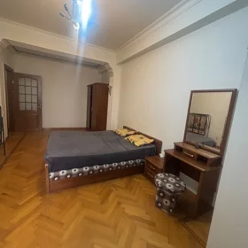In Baku 90.0 m² apartment is for rent - Image 5