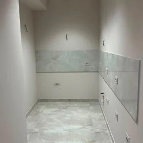 In Baku 67.0 m² apartment is for sale - Image 9