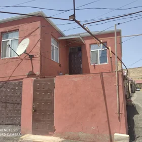 In Baku 70.0 m² house with 3.0 rooms is for rent - Image 5