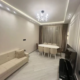 In Baku 71.0 m² apartment is for sale - Image 3