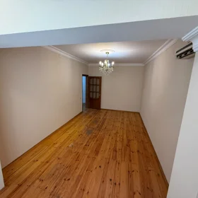 In Baku 80.0 m² apartment is for sale - Image 6