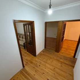 In Baku 80.0 m² apartment is for sale - Image 10