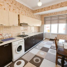 In Baku 99.0 m² apartment is for rent - Image 6