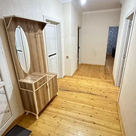 In Baku 80.0 m² apartment is for rent - Image 2