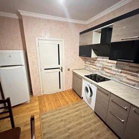 In Baku 80.0 m² apartment is for rent - Image 8