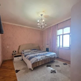 In Baku 87.0 m² apartment is for sale - Image 3
