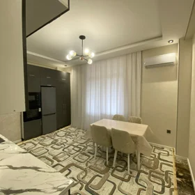 In Baku 140.0 m² apartment is for rent - Image 5