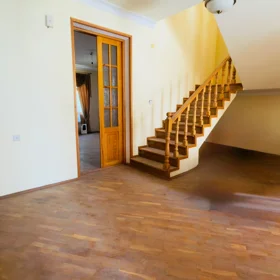 In Suraxanı rayonu 195.0 m² house with 5.0 rooms is for sale - Image 9