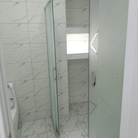 In Baku 90.0 m² apartment is for sale - Image 8