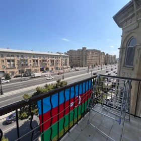 In Baku 80.0 m² apartment is for sale - Image 3
