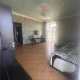 In Baku 80.0 m² apartment is for sale - Image 4