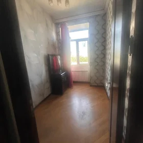 In Baku 80.0 m² apartment is for sale - Image 10