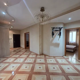 In Baku 157.0 m² apartment is for rent - Image 9