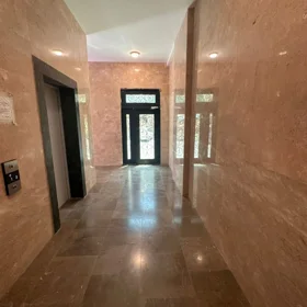 In Baku 61.0 m² apartment is for rent - Image 3