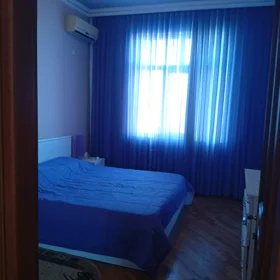 In Baku 70.0 m² apartment is for rent - Image 9